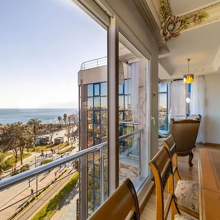 Exceptional Apartment With Sea View Near Mermerli Beach In Muratpasa, Antalya